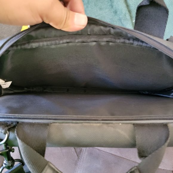 Icon TechGear Medium Bag Case Laptop Black Shoulder Strap Padded - Picture 5 of 10